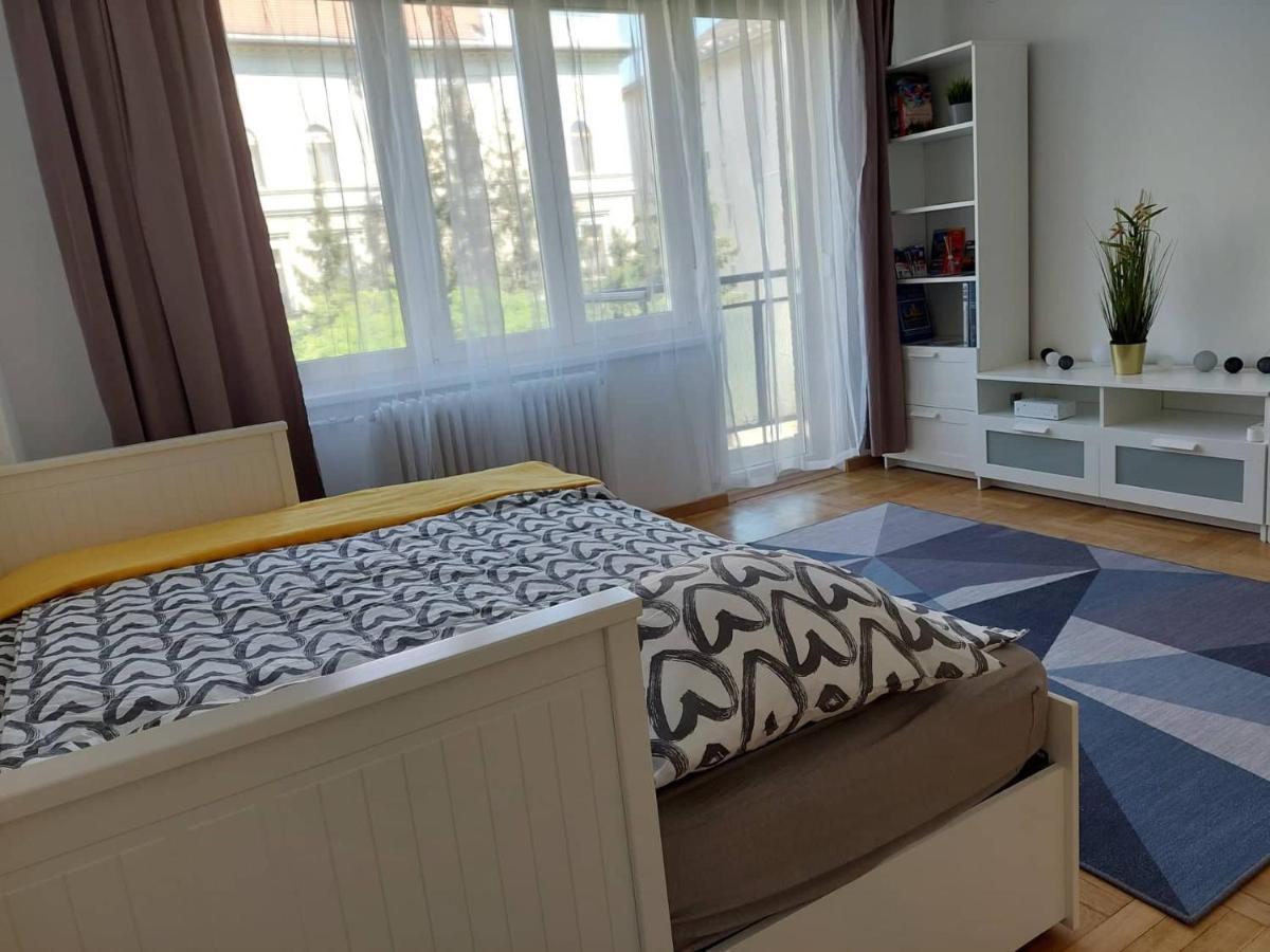 B30 Apartman บูดาเปสต์ ภายนอก รูปภาพ